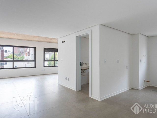 Apartamento com 44m², 1 dormitório, 1 vaga, Petrópolis em Porto Alegre