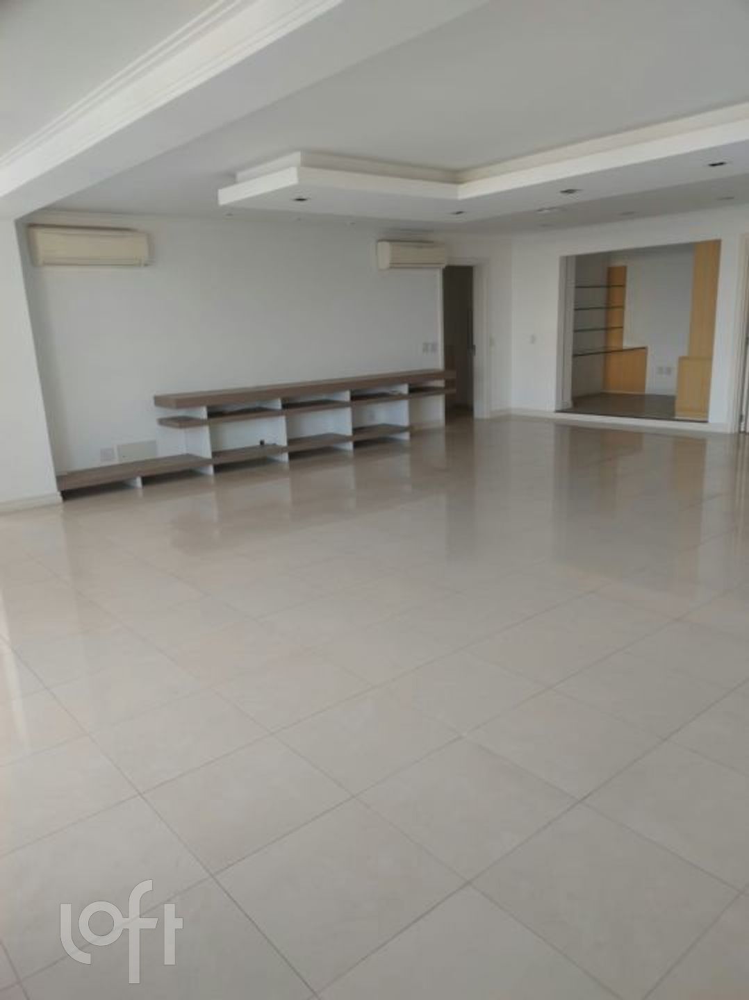 Apartamento com 184m², 3 dormitórios, 3 suítes, 4 vagas, Três Figueiras em Porto Alegre