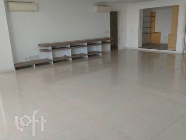 Apartamento com 184m², 3 dormitórios, 3 suítes, 4 vagas, Três Figueiras em Porto Alegre