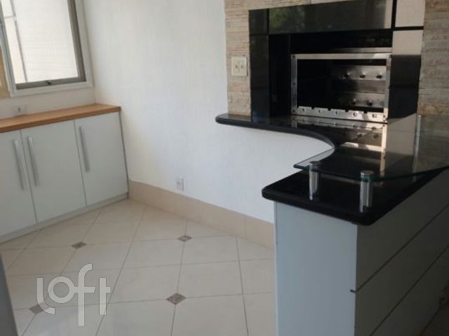 Apartamento com 184m², 3 dormitórios, 3 suítes, 4 vagas, Três Figueiras em Porto Alegre