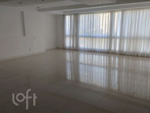 Apartamento com 184m², 3 dormitórios, 3 suítes, 4 vagas, Três Figueiras em Porto Alegre