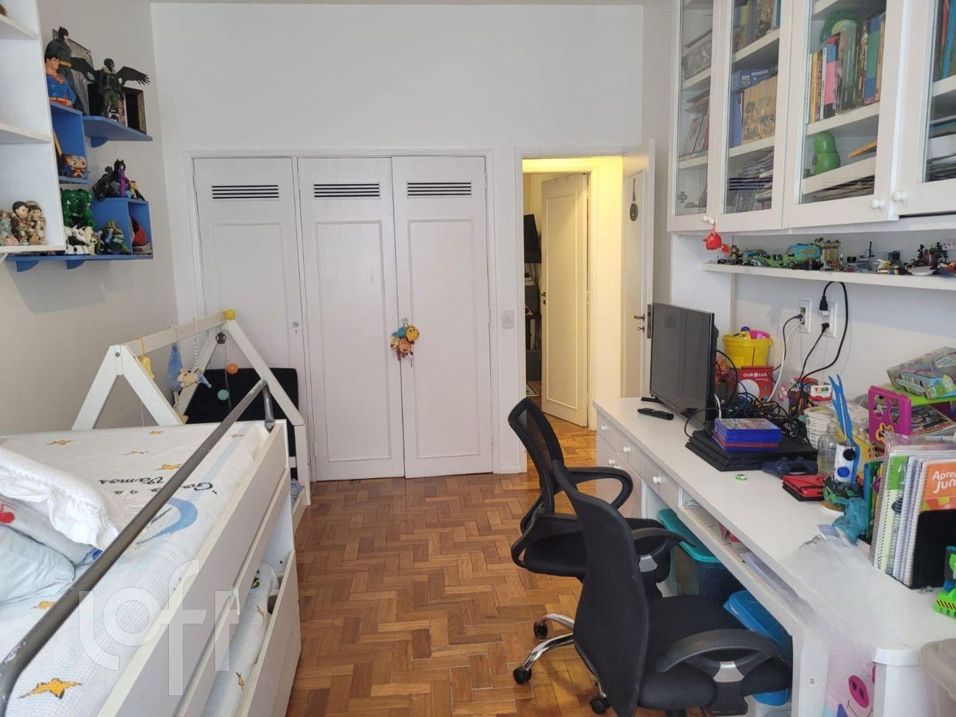 Apartamento à venda com 3 quartos, 160m² - Foto 13