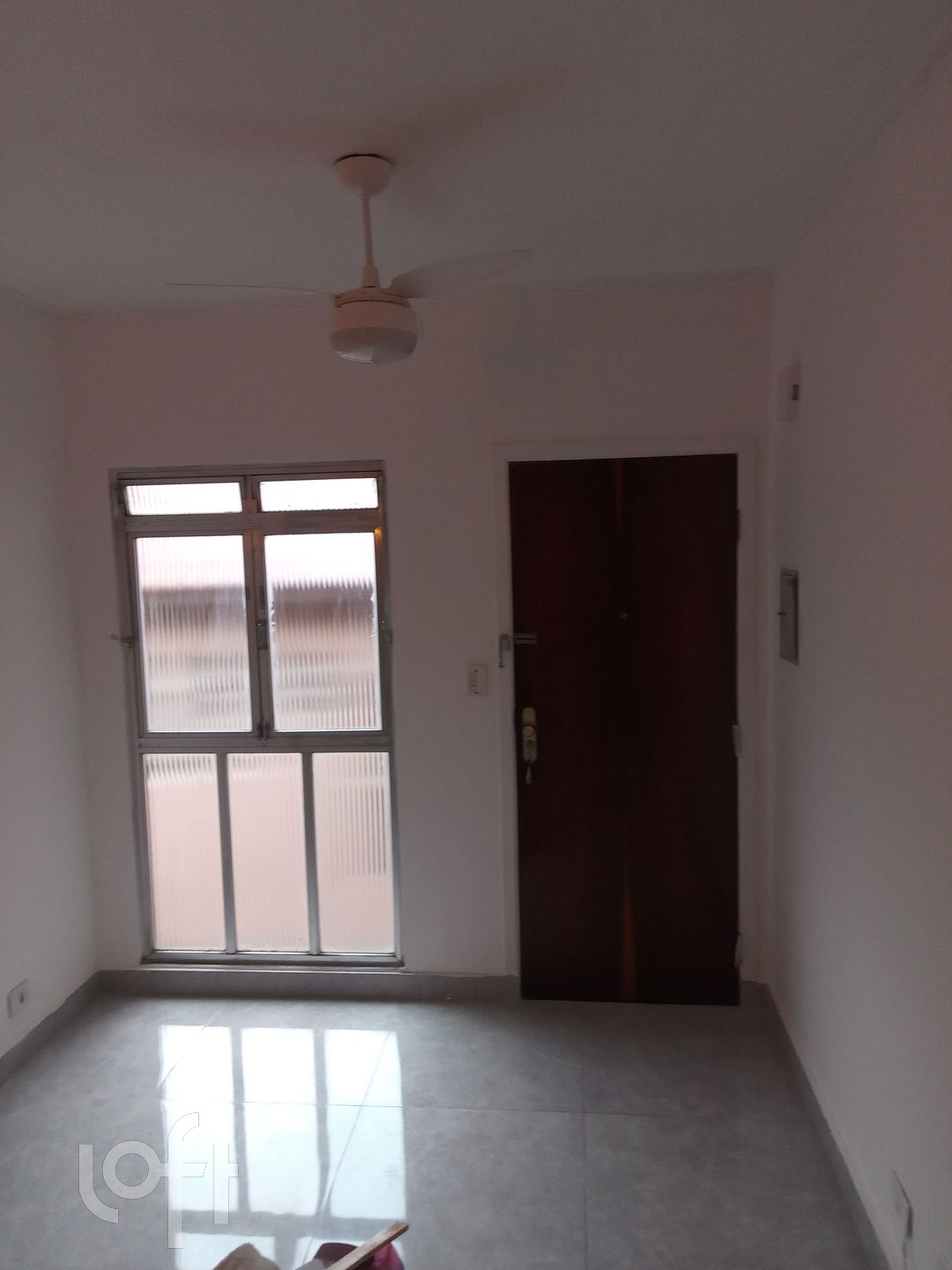 Apartamento à venda com 2 quartos, 59m² - Foto 1