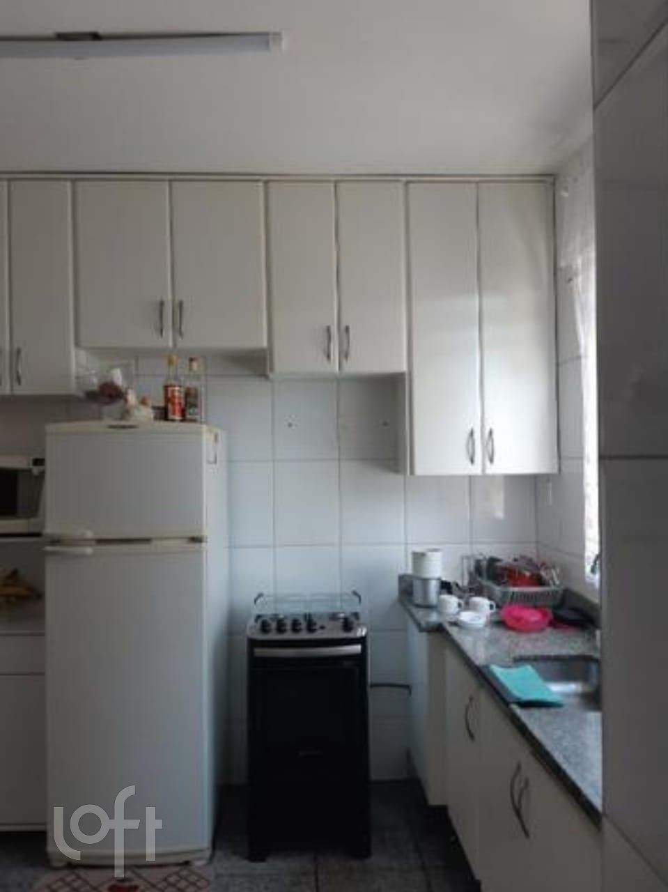 Apartamento à venda com 4 quartos, 218m² - Foto 1