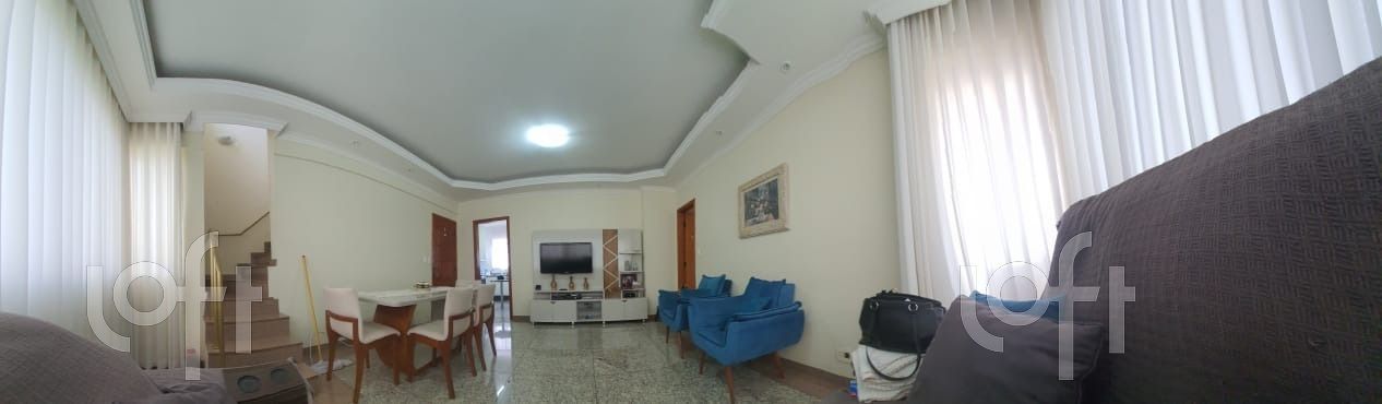 Apartamento à venda com 4 quartos, 218m² - Foto 2