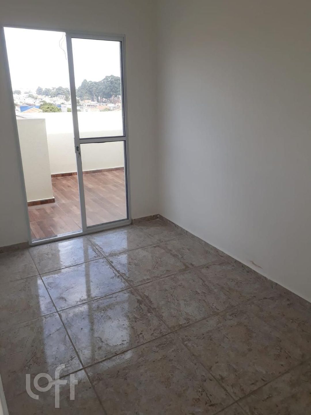 Apartamento à venda com 2 quartos, 70m² - Foto 2