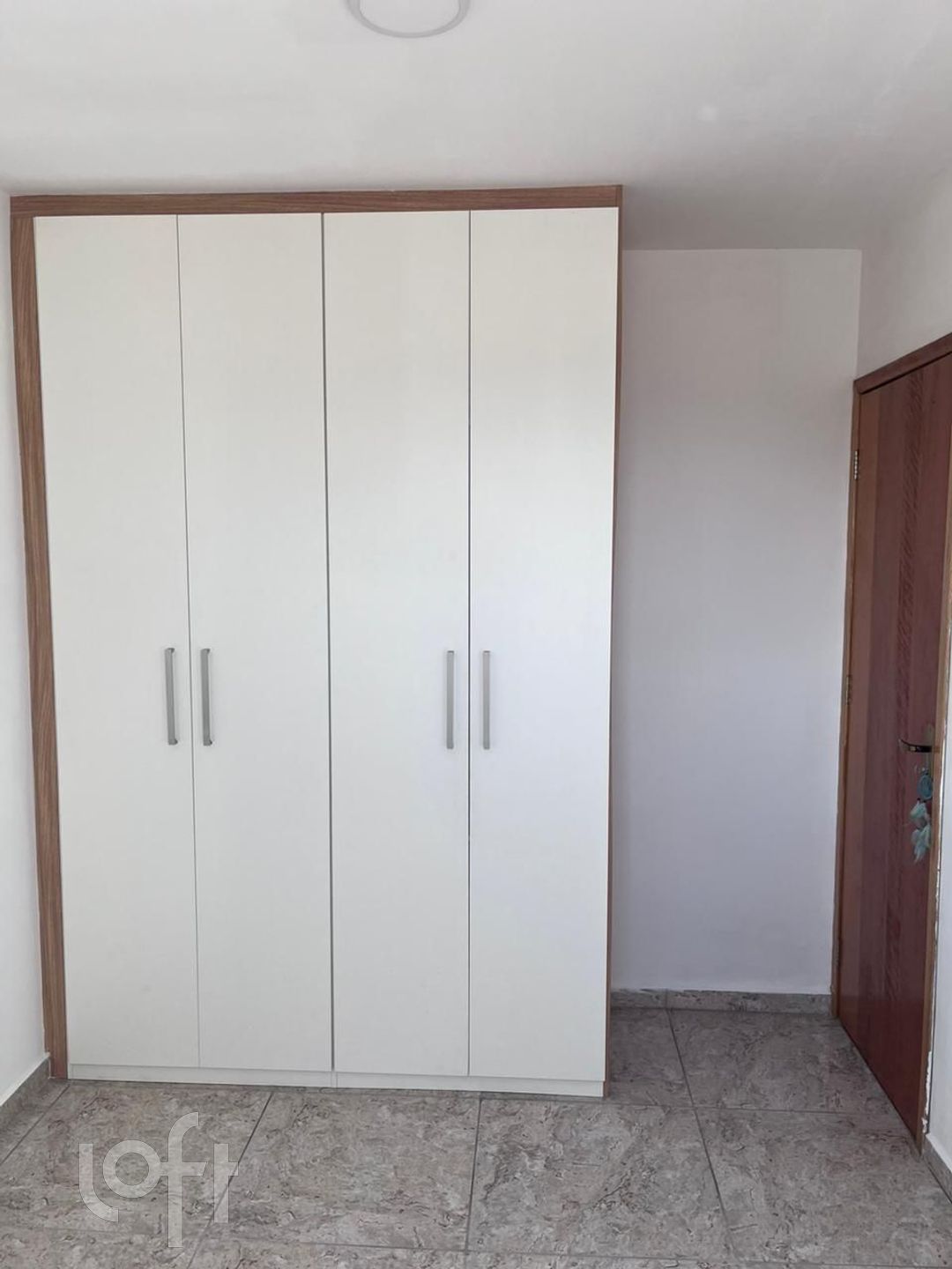 Apartamento à venda com 2 quartos, 70m² - Foto 17