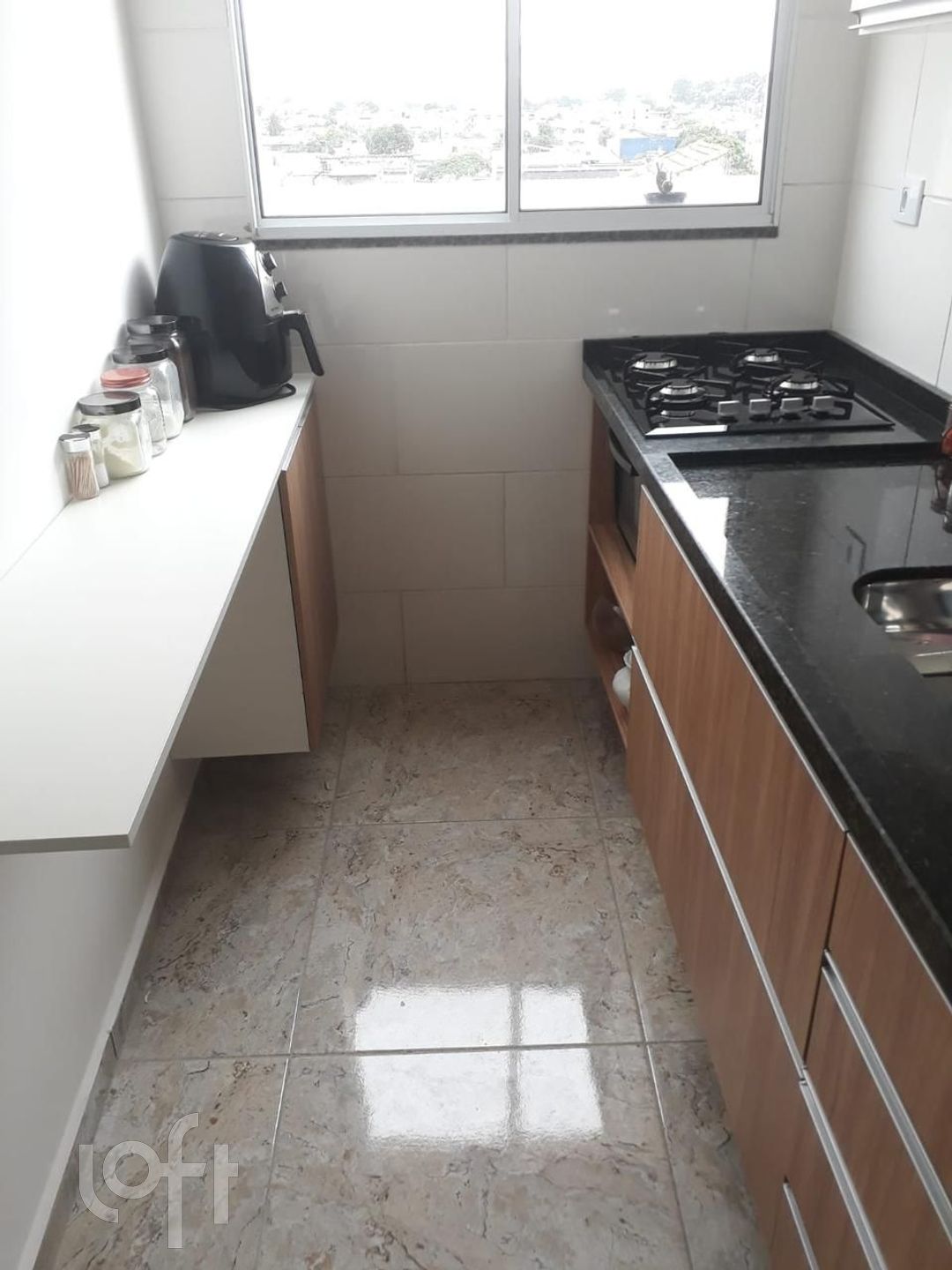 Apartamento à venda com 2 quartos, 70m² - Foto 13