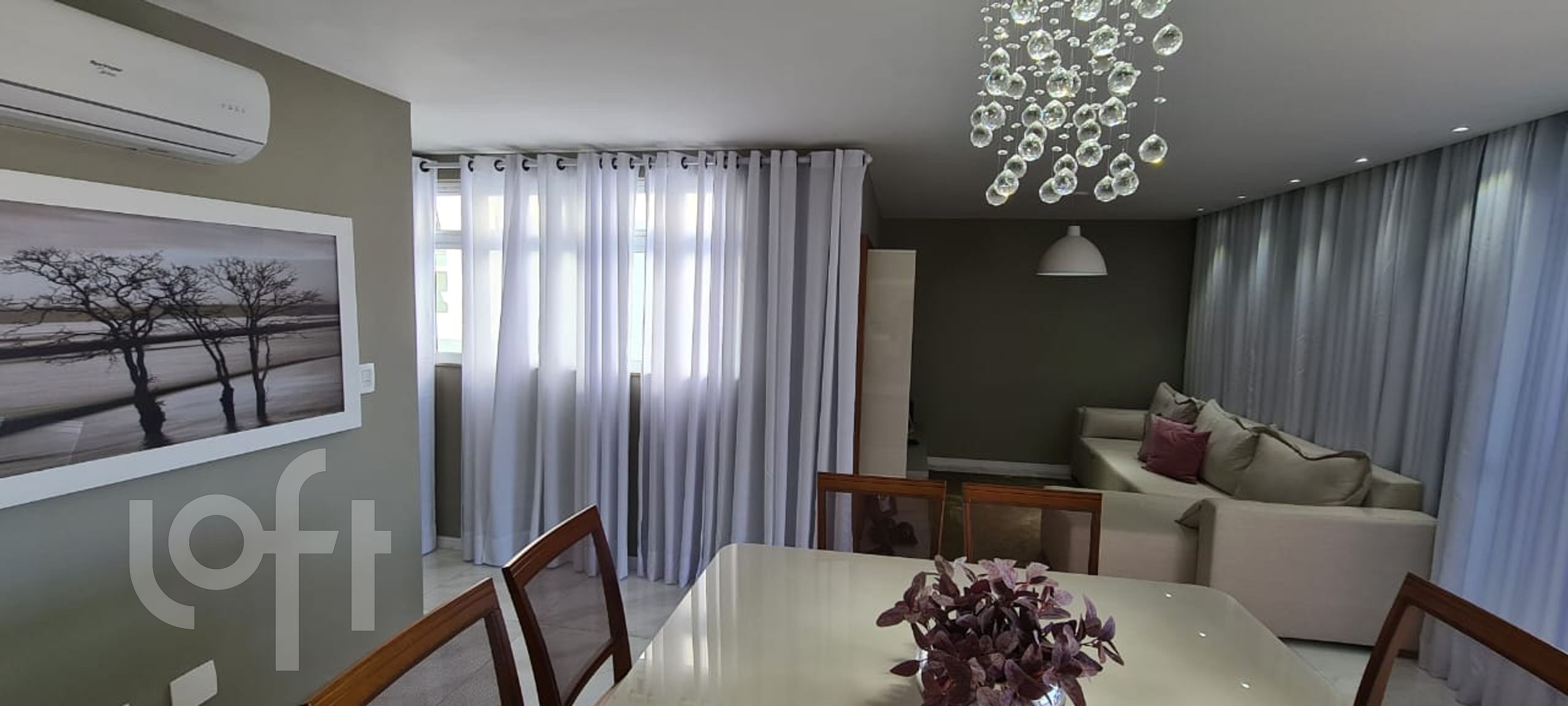 Apartamento à venda com 3 quartos, 220m² - Foto 1