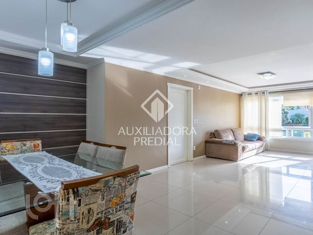 Apartamento com 88m², 3 dormitórios, 1 suíte, 2 vagas, Jardim Botânico em Porto Alegre