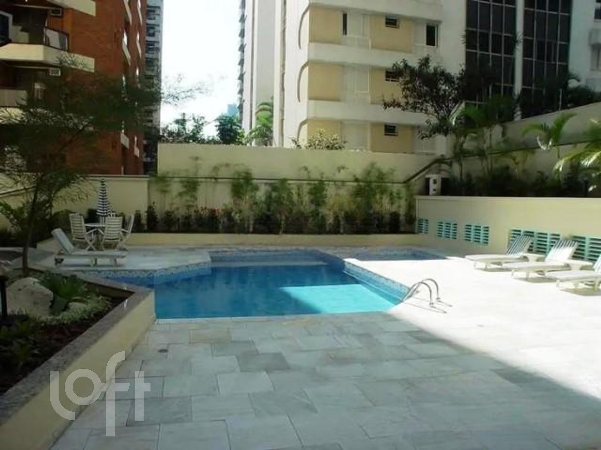 Apartamento à venda com 3 quartos, 210m² - Foto 27