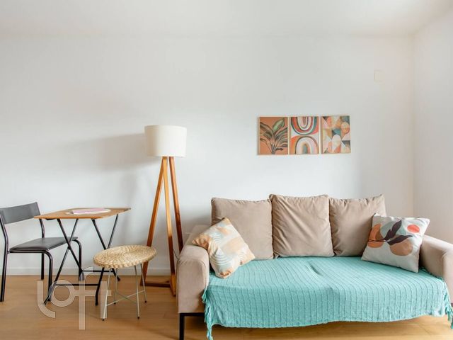 Apartamento com 78m², 2 dormitórios, 1 suíte, 1 vaga, Menino Deus em Porto Alegre