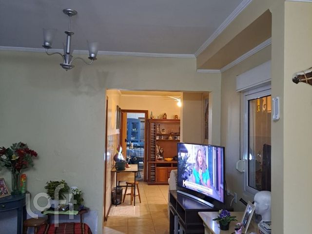 Casa com 127m², 2 dormitórios, 1 suíte, 2 vagas, Santana em Porto Alegre