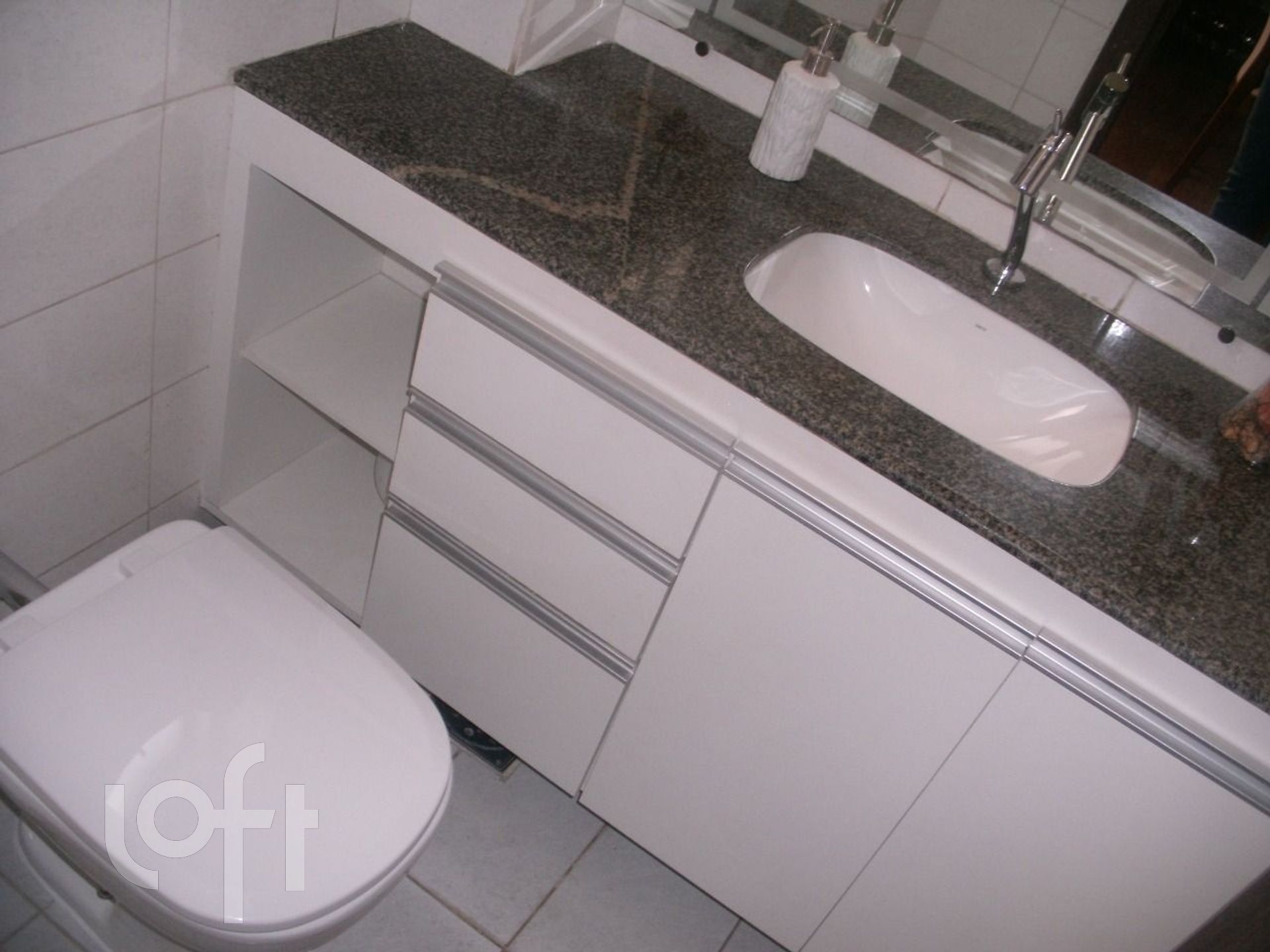 Apartamento à venda com 4 quartos, 180m² - Foto 6