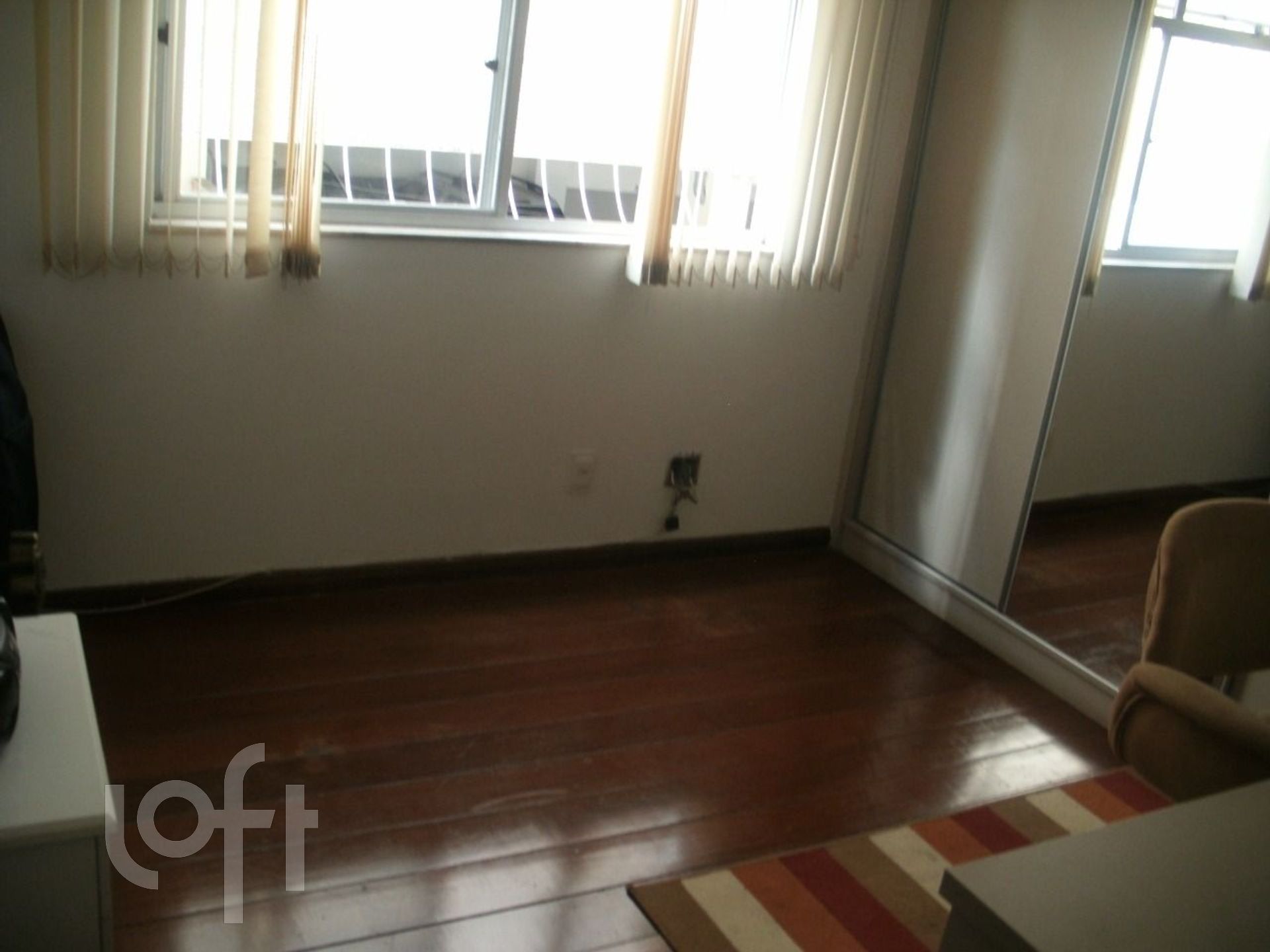 Apartamento à venda com 4 quartos, 180m² - Foto 9