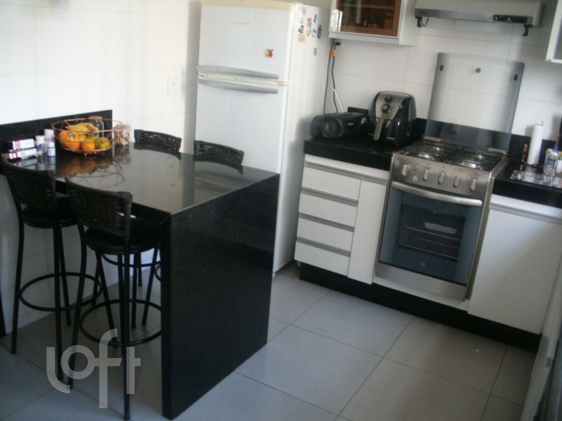 Apartamento à venda com 4 quartos, 180m² - Foto 7