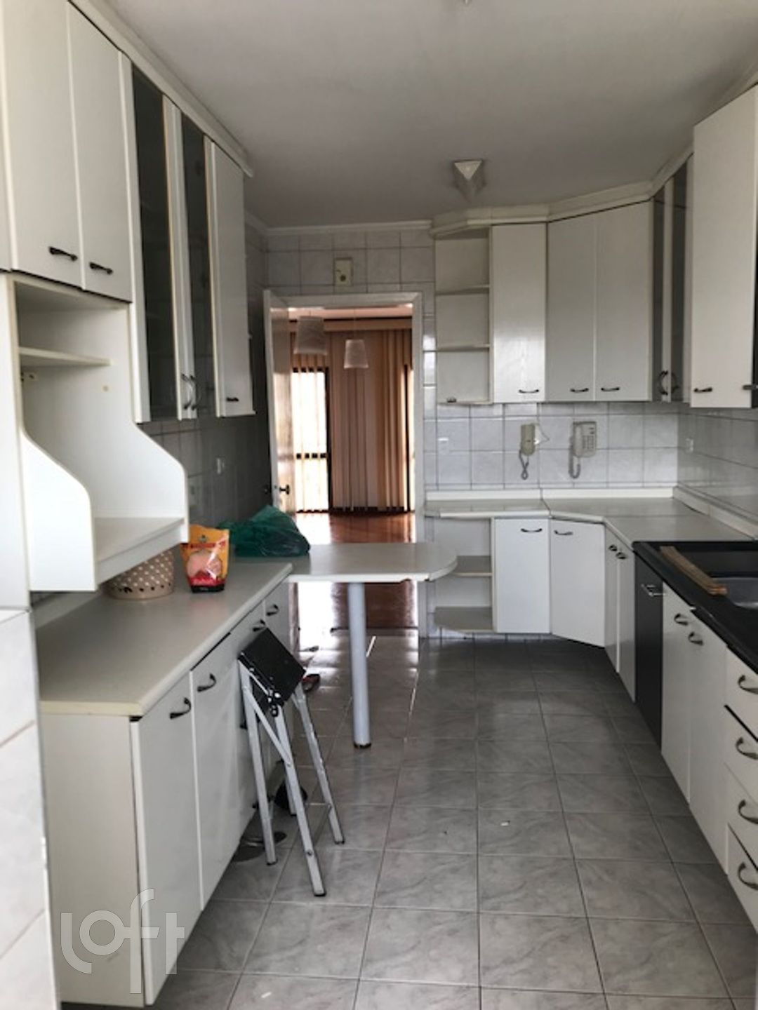 Apartamento à venda com 3 quartos, 235m² - Foto 8