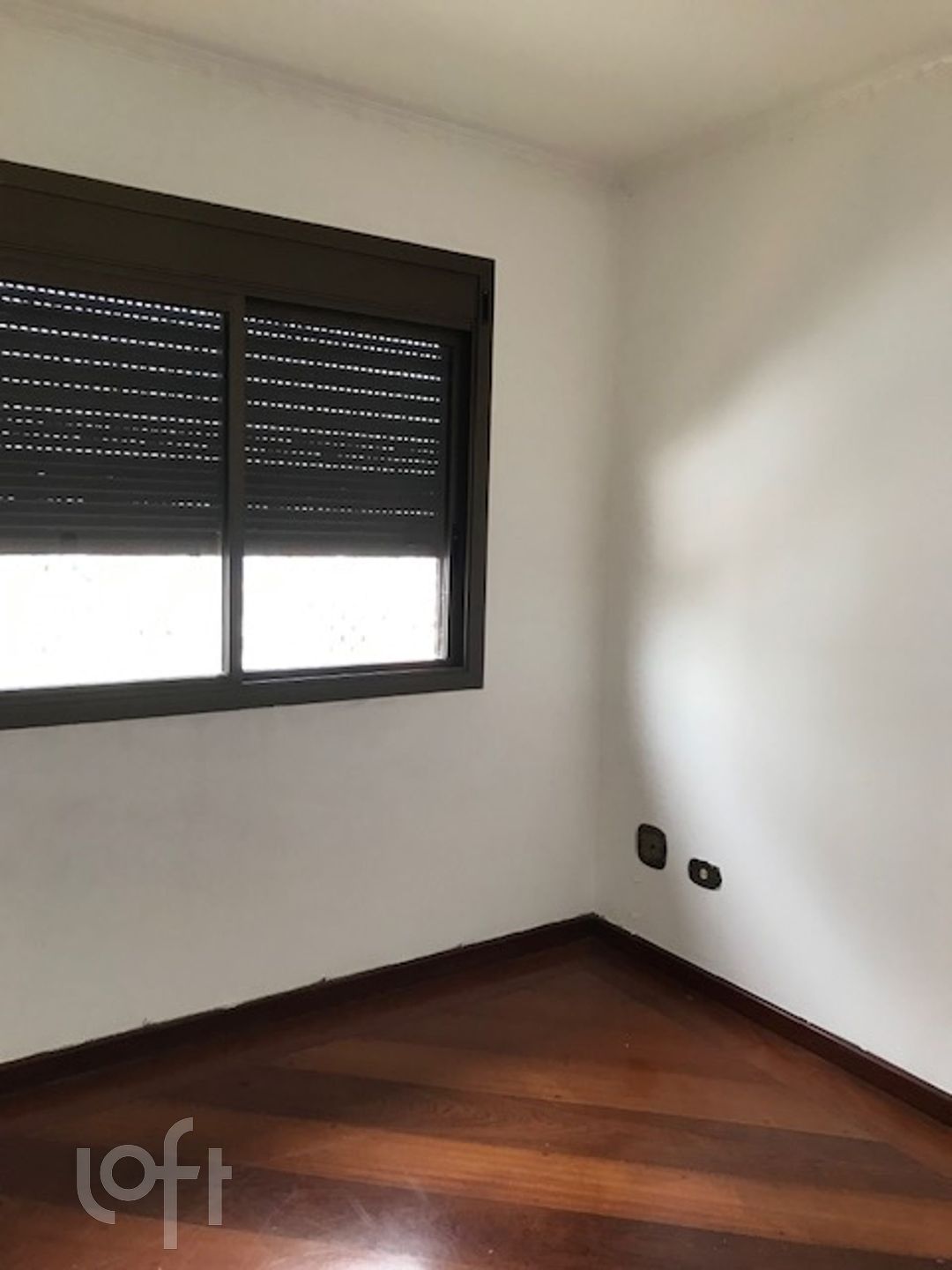 Apartamento à venda com 3 quartos, 235m² - Foto 2