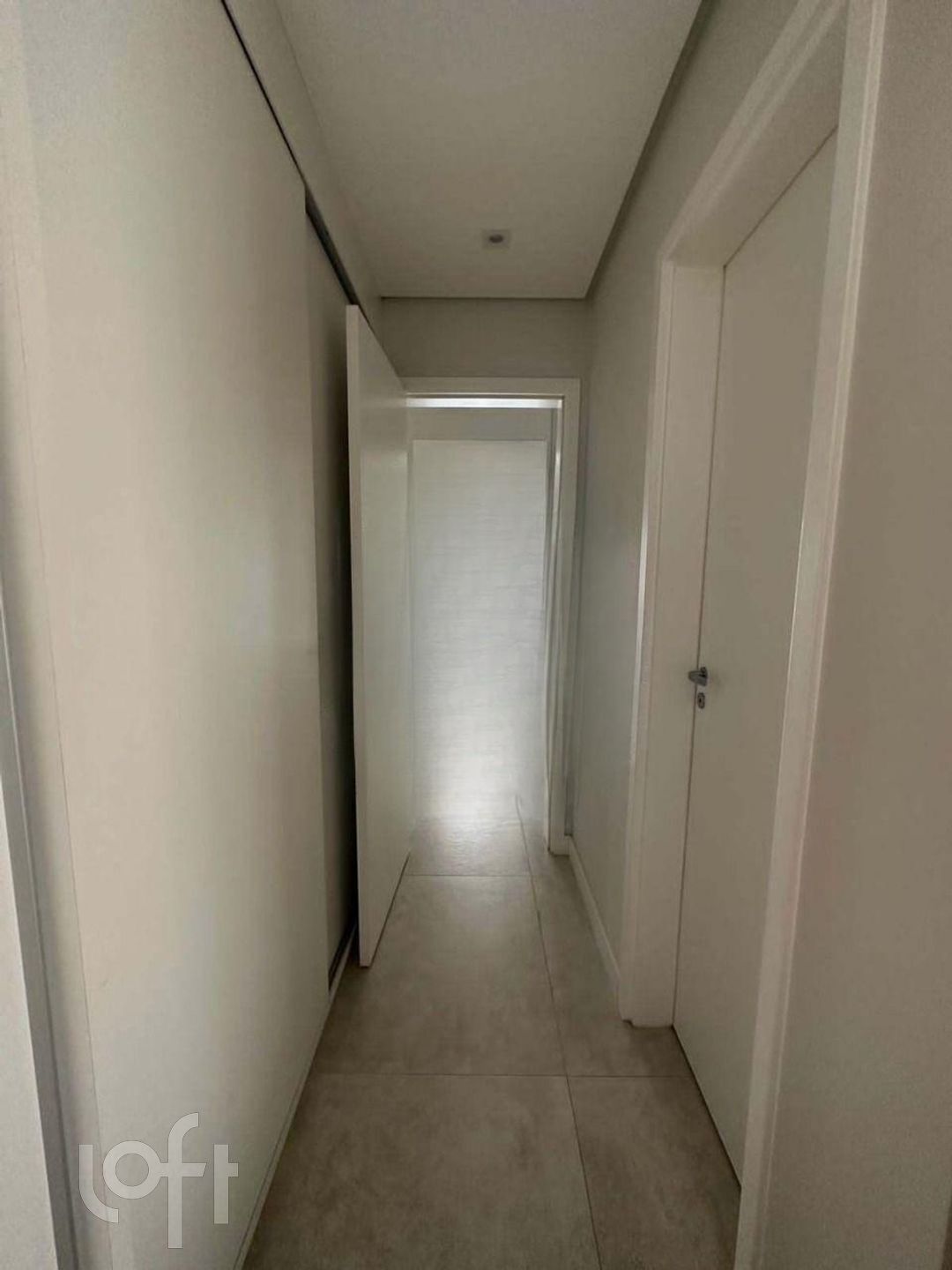 Apartamento à venda com 2 quartos, 90m² - Foto 11