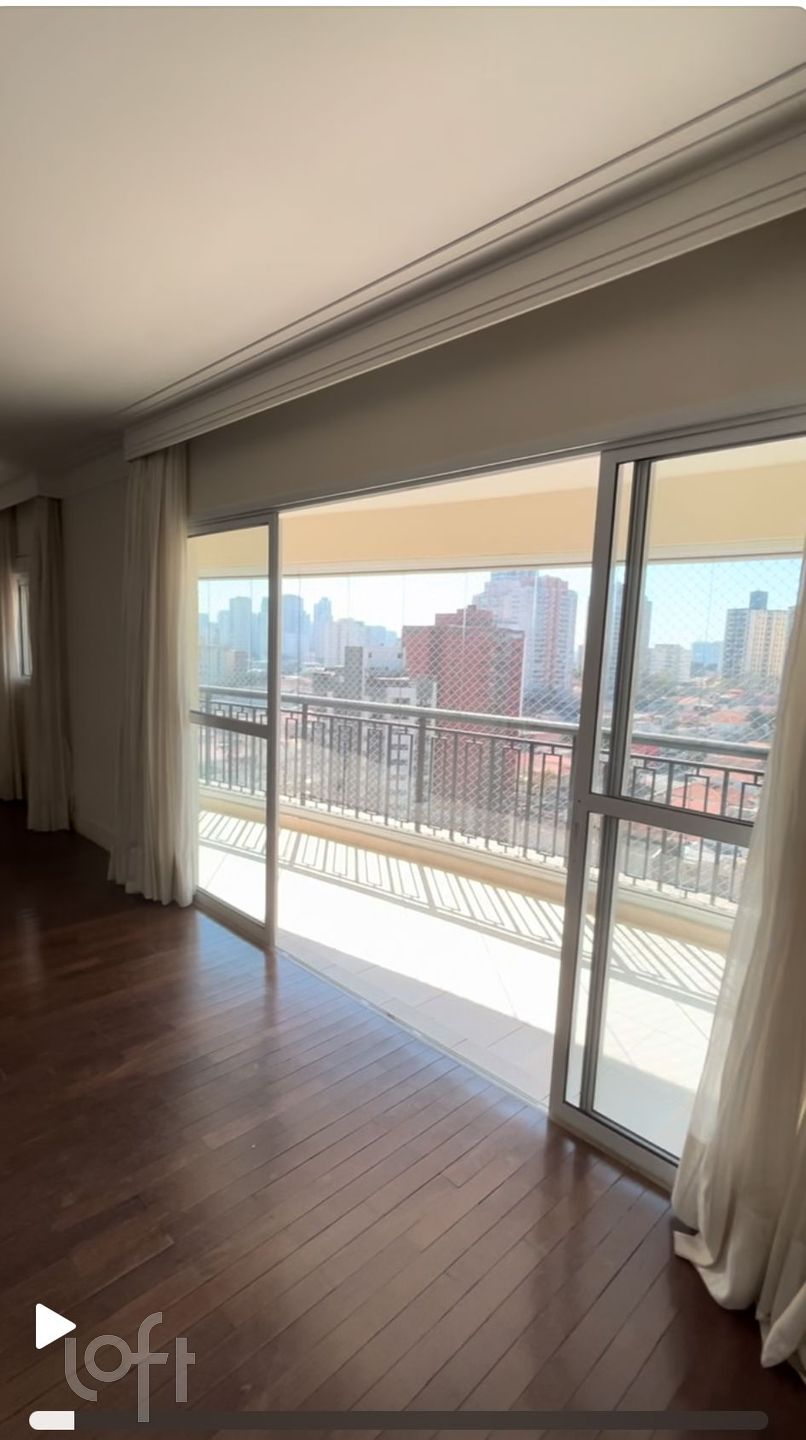 Apartamento à venda com 3 quartos, 123m² - Foto 4