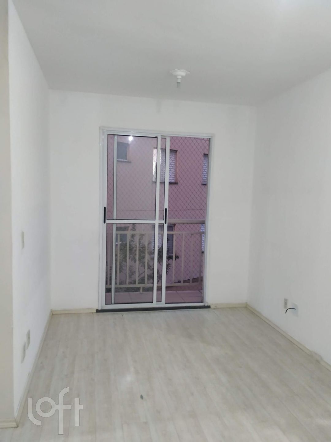 Apartamento à venda em Jardim Guilhermino com 44 m