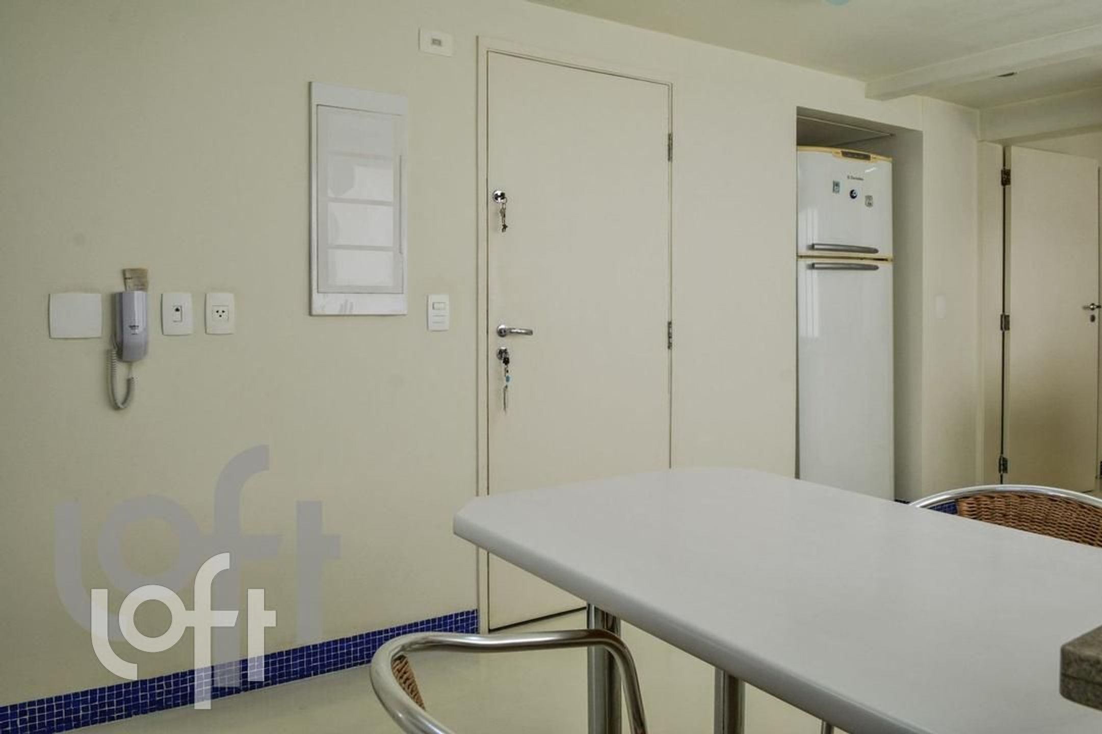 Apartamento à venda com 2 quartos, 300m² - Foto 43