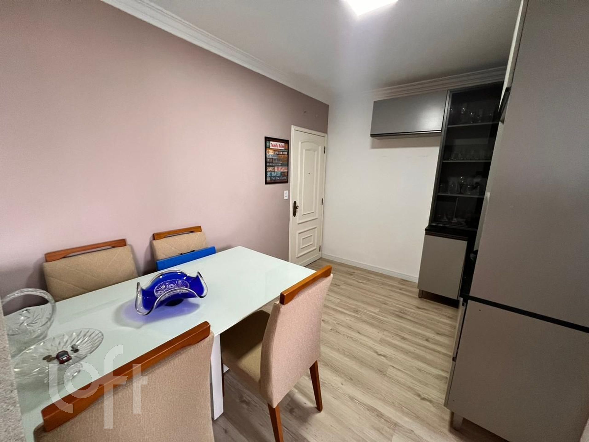 Apartamento à venda com 2 quartos, 68m² - Foto 9