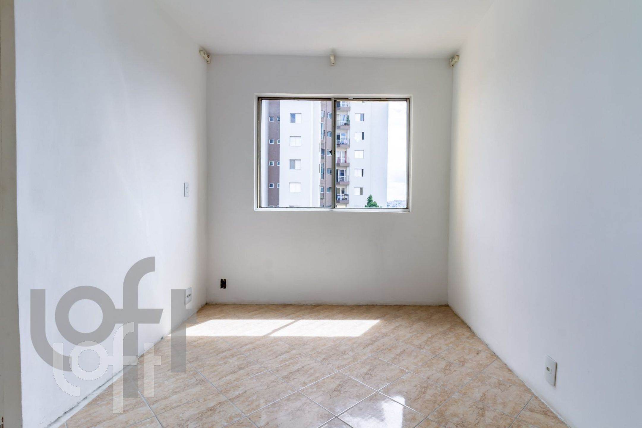 Apartamento à venda com 1 quarto, 37m² - Foto 16