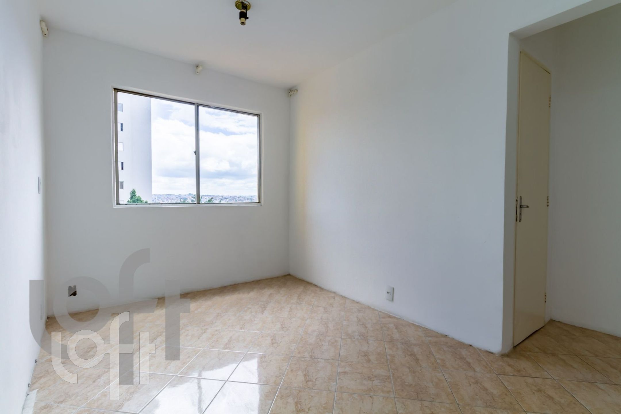 Apartamento à venda com 1 quarto, 37m² - Foto 15