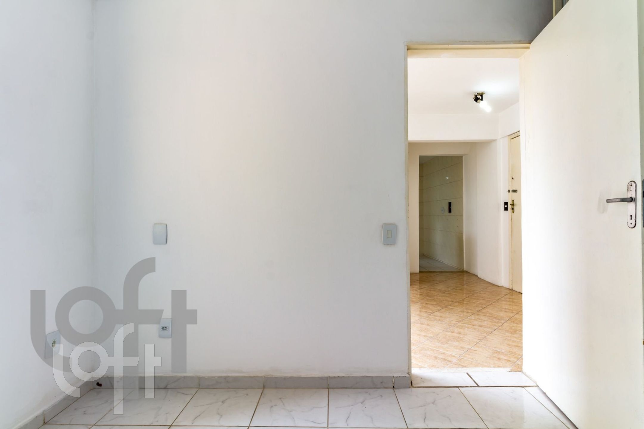 Apartamento à venda com 1 quarto, 37m² - Foto 6