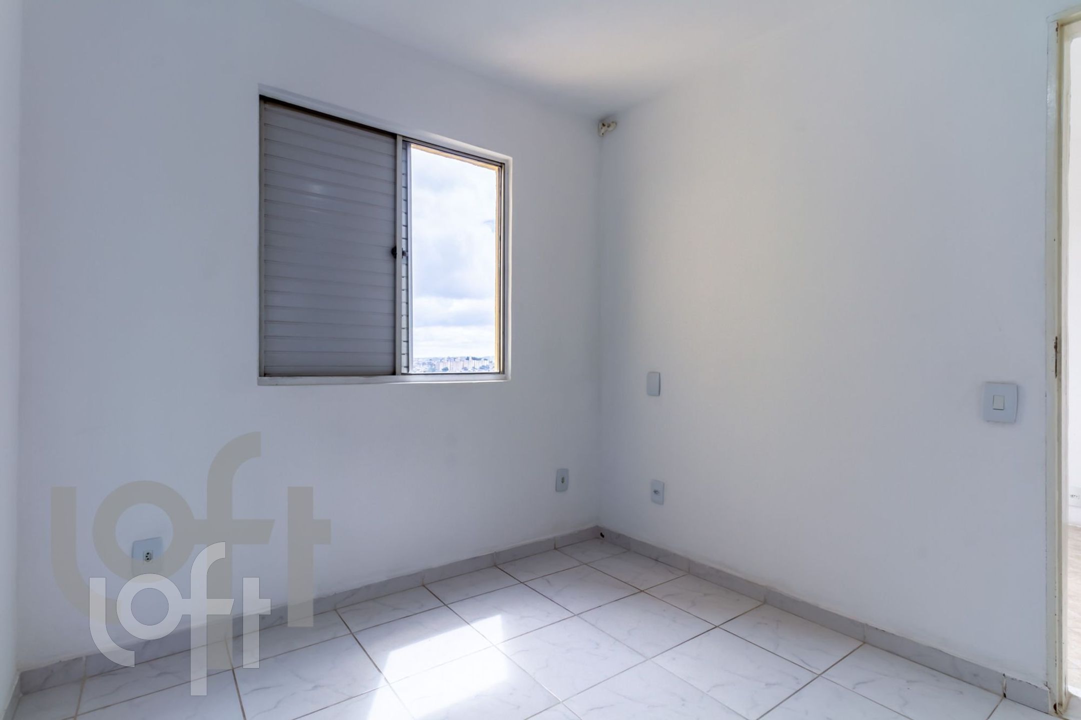 Apartamento à venda com 1 quarto, 37m² - Foto 7