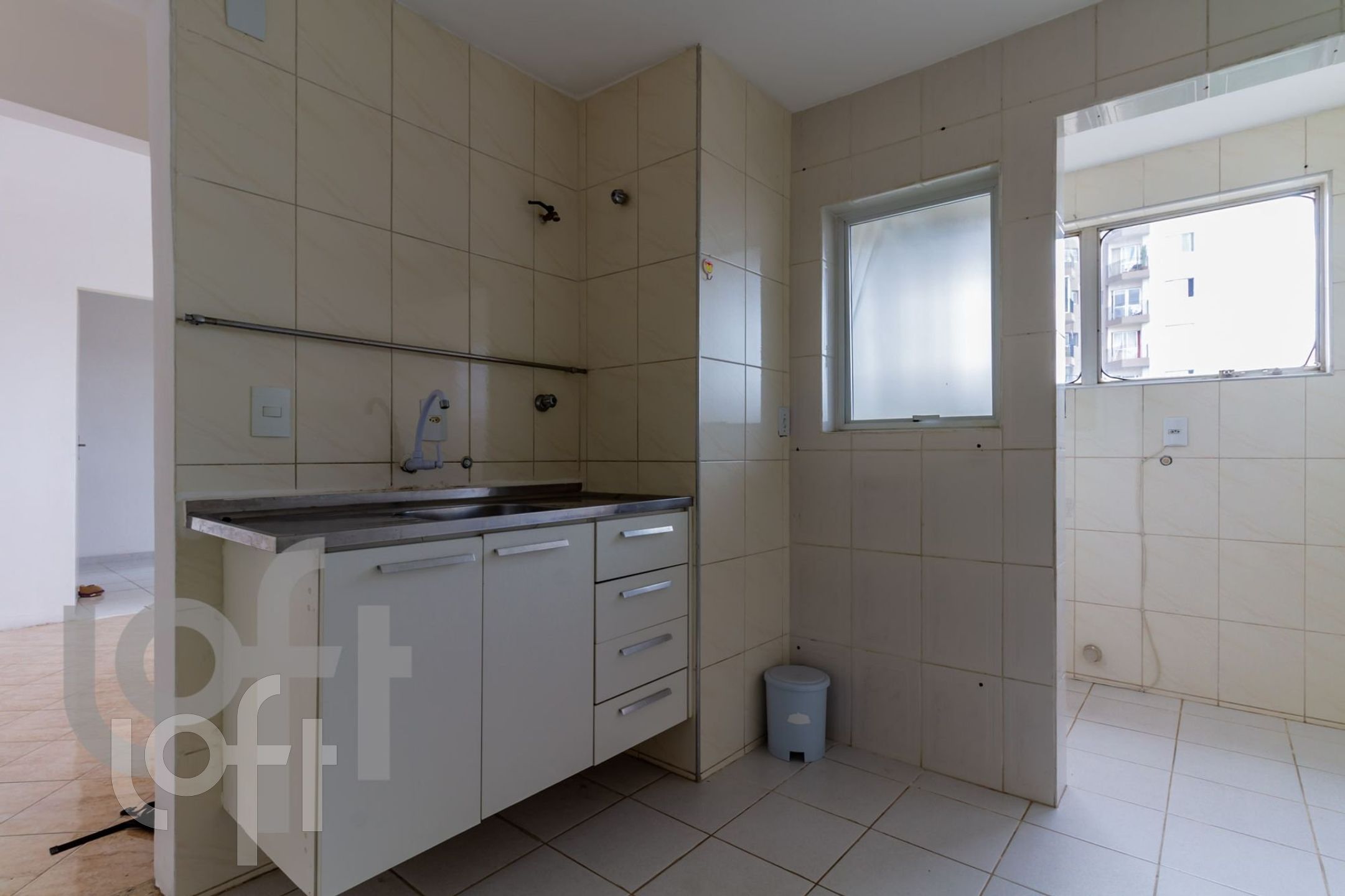 Apartamento à venda com 1 quarto, 37m² - Foto 19