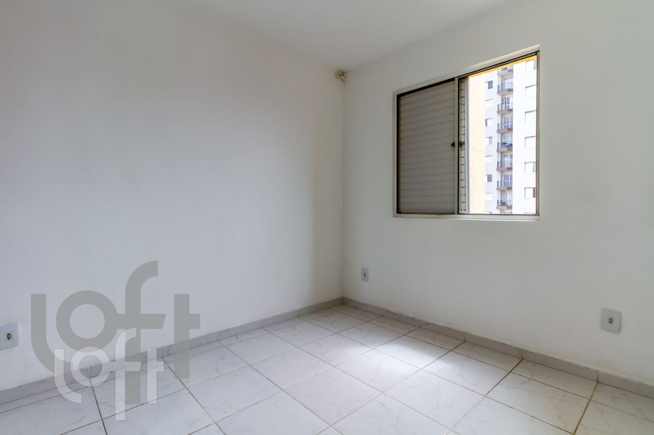 Apartamento à venda com 1 quarto, 37m² - Foto 9