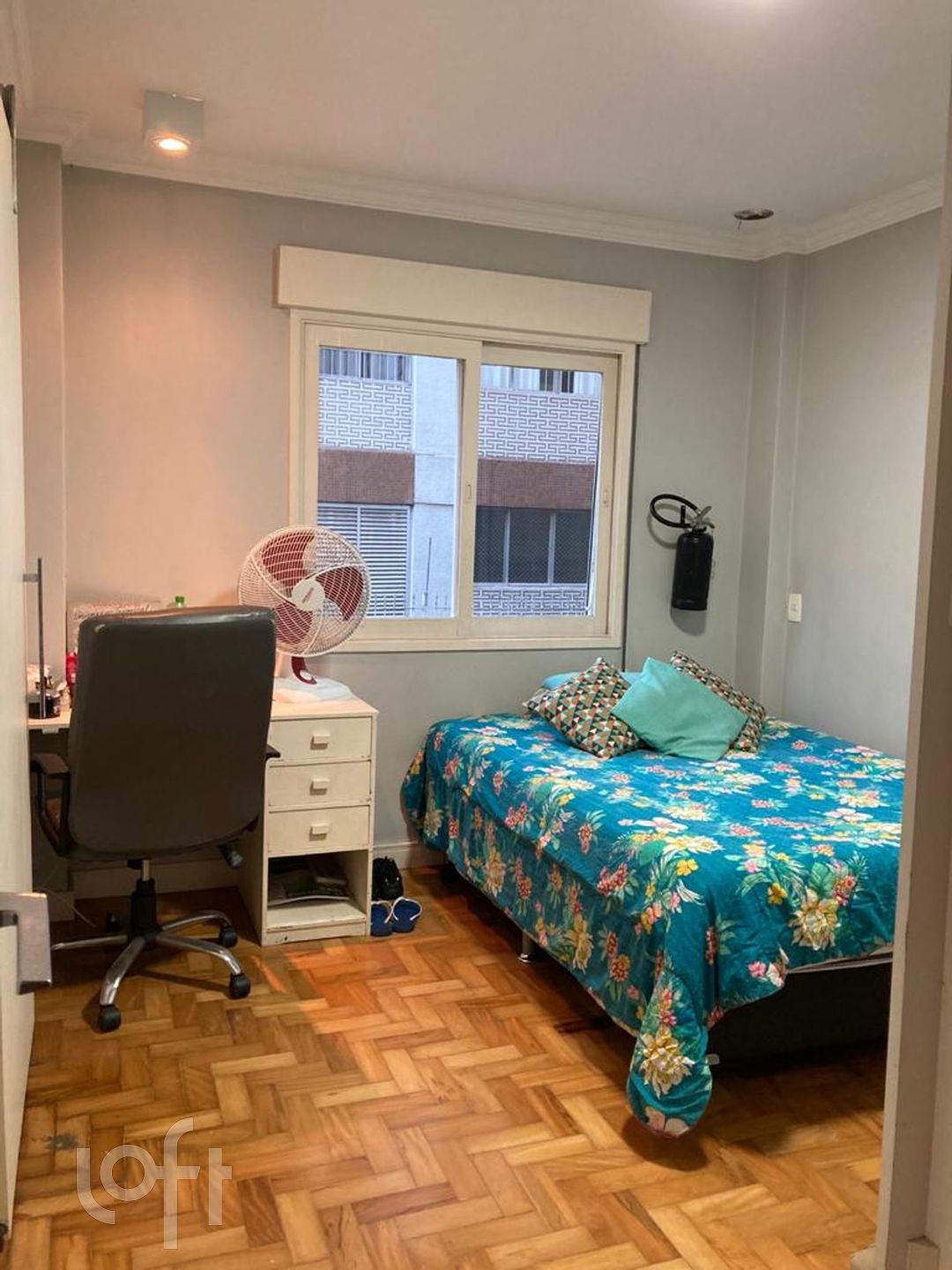 Apartamento à venda com 4 quartos, 135m² - Foto 7