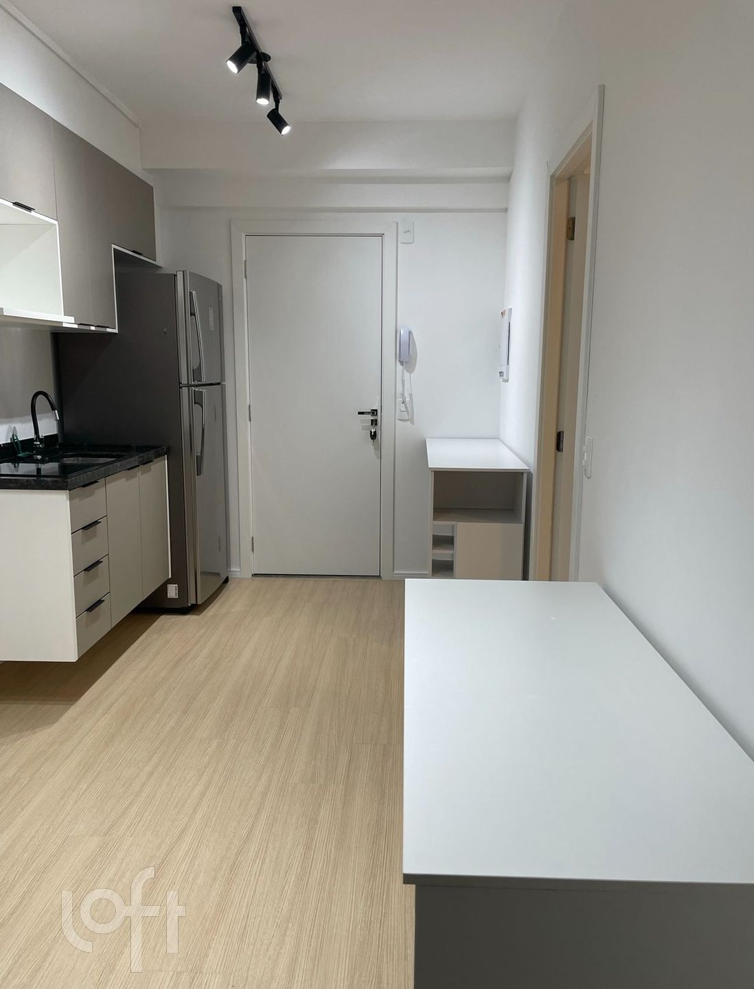 Apartamento à venda com 1 quarto, 29m² - Foto 4