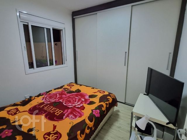 Apartamento com 61m², 2 dormitórios, 1 vaga, Menino Deus em Porto Alegre
