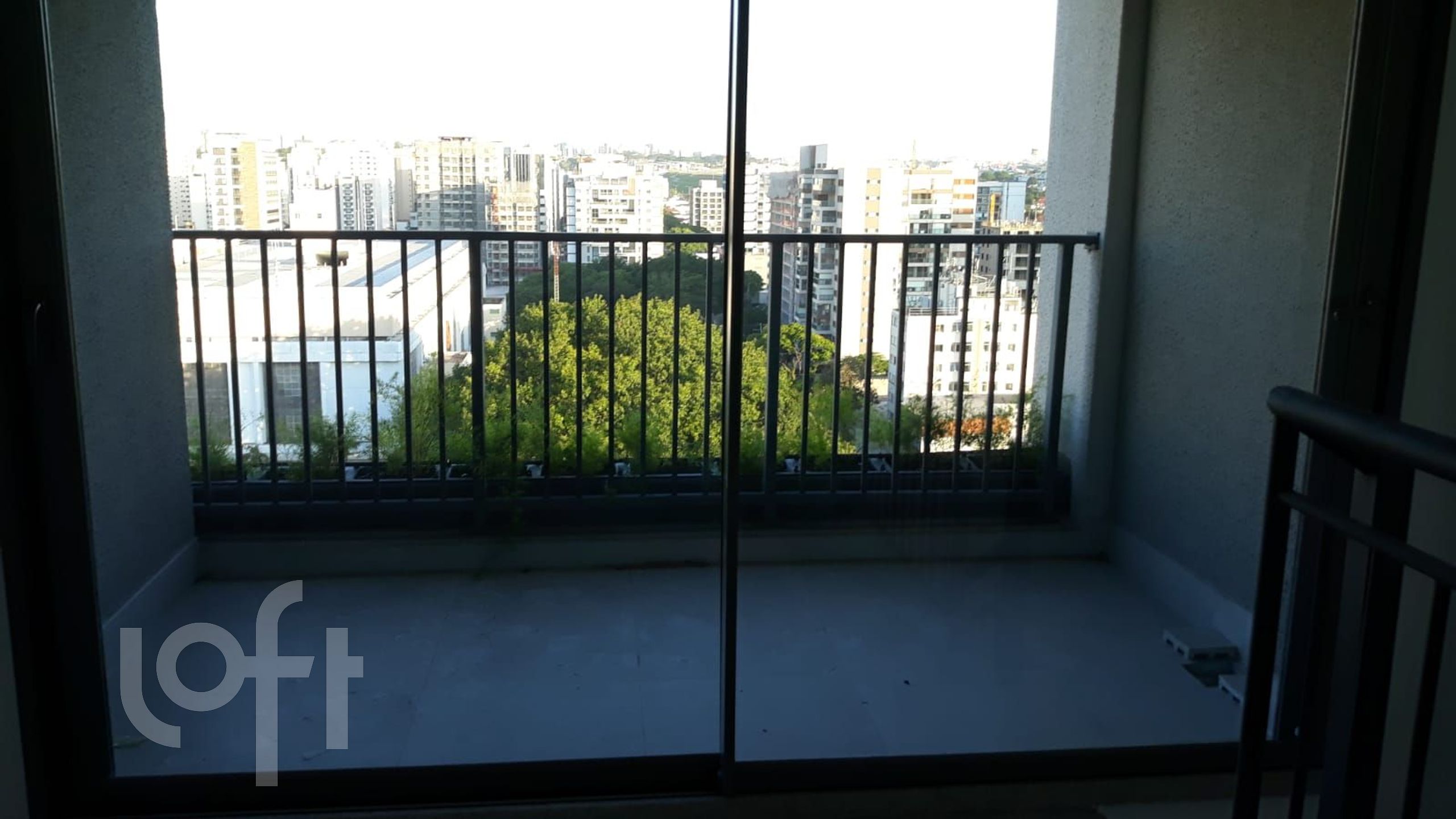 Apartamento à venda com 1 quarto, 61m² - Foto 4