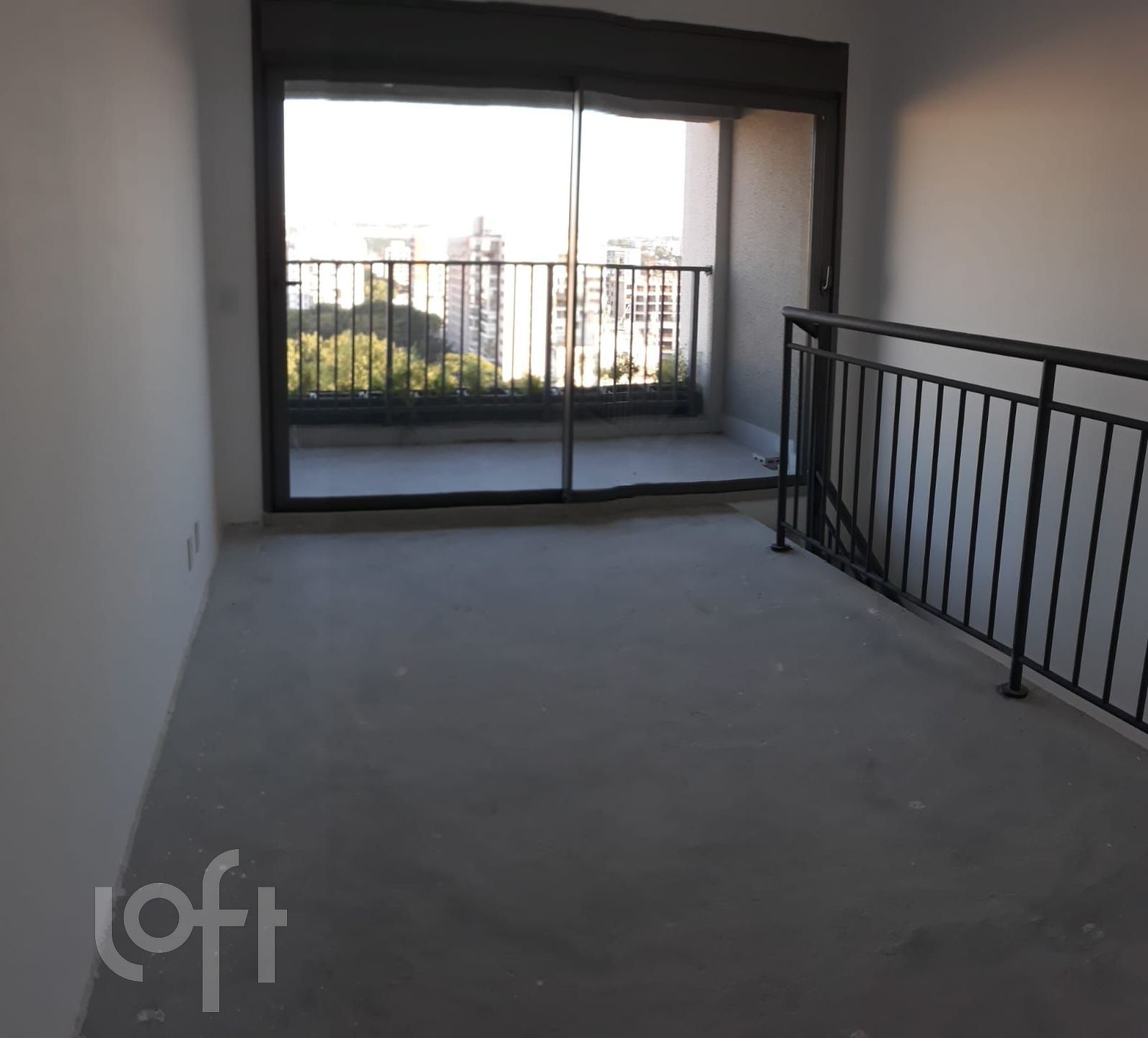 Apartamento à venda com 1 quarto, 61m² - Foto 1