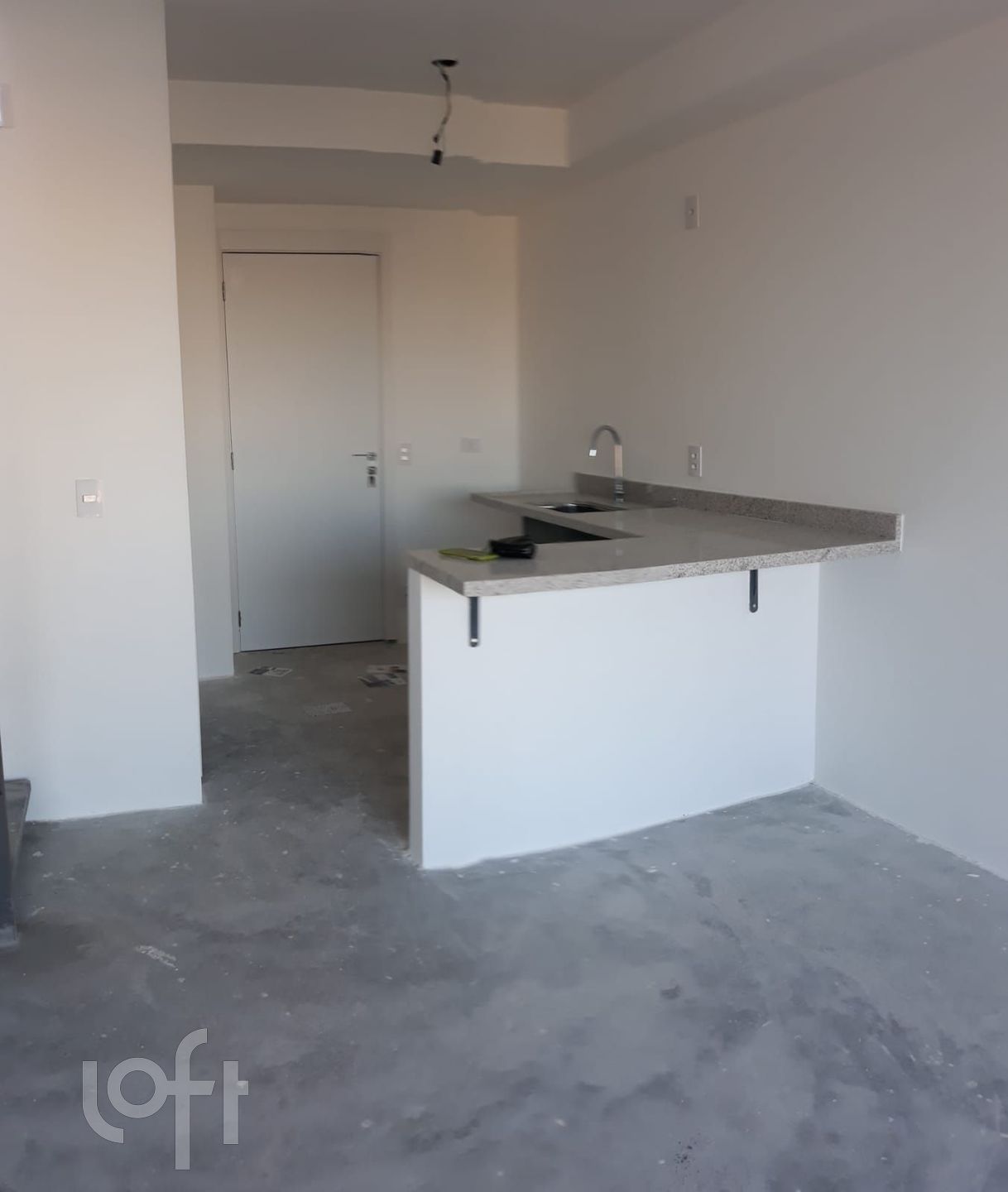 Apartamento à venda com 1 quarto, 61m² - Foto 8