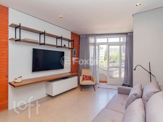 Apartamento com 84m², 2 dormitórios, 1 suíte, Rio Branco em Porto Alegre