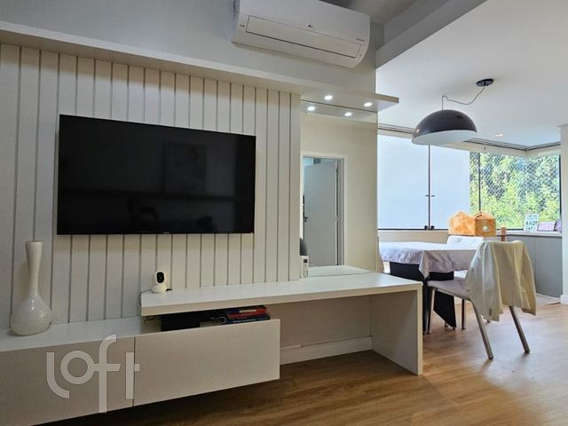 Apartamento com 64m², 2 dormitórios, 1 vaga, Petrópolis em Porto Alegre