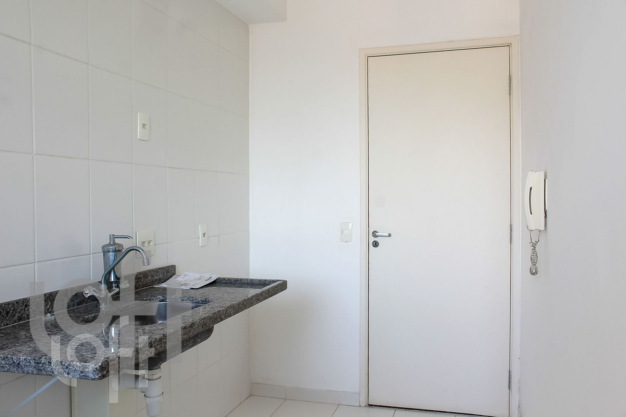 Apartamento à venda com 3 quartos, 64m² - Foto 14