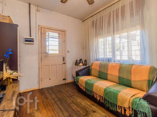 Casa com 90m², 3 dormitórios, 2 vagas, Vila Ipiranga em Porto Alegre