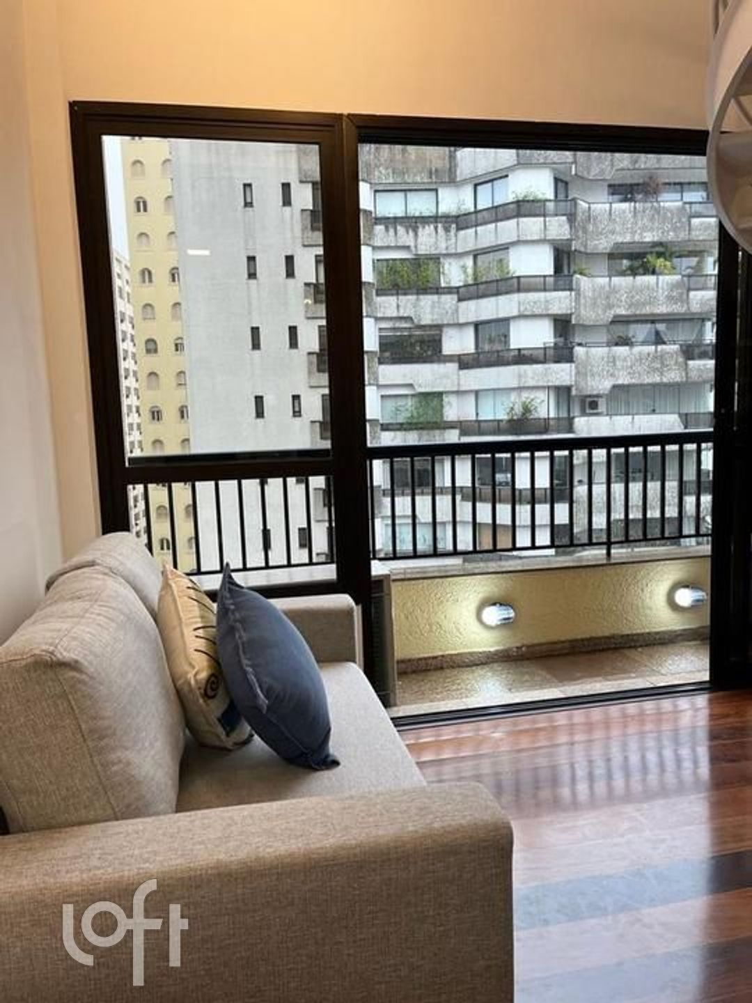 Apartamento à venda com 1 quarto, 41m² - Foto 1