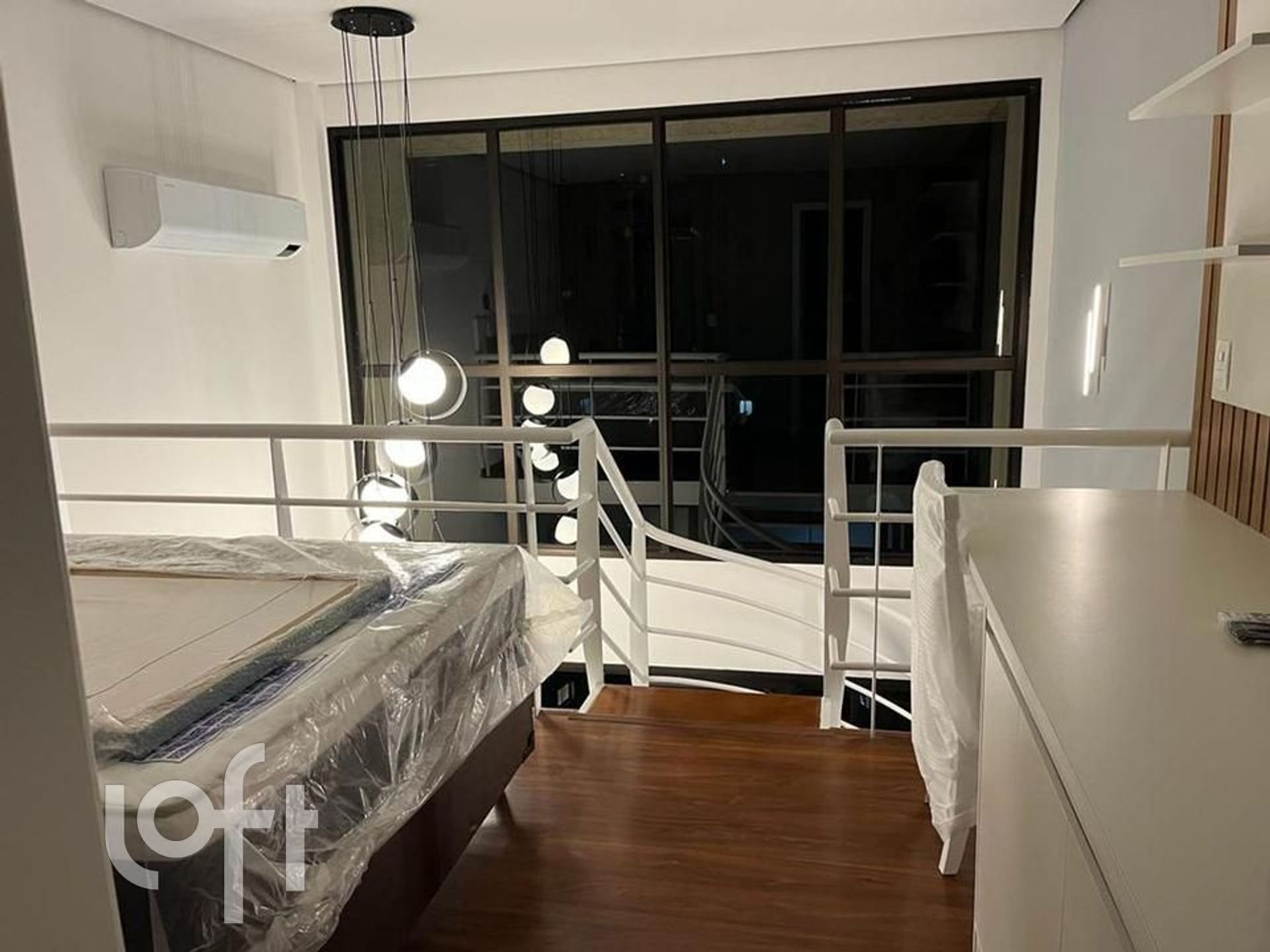 Apartamento à venda com 1 quarto, 41m² - Foto 2