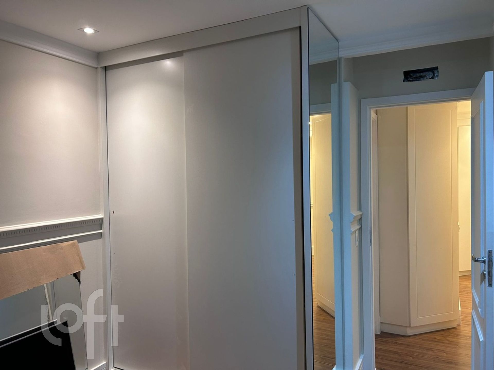 Apartamento à venda com 4 quartos, 145m² - Foto 12