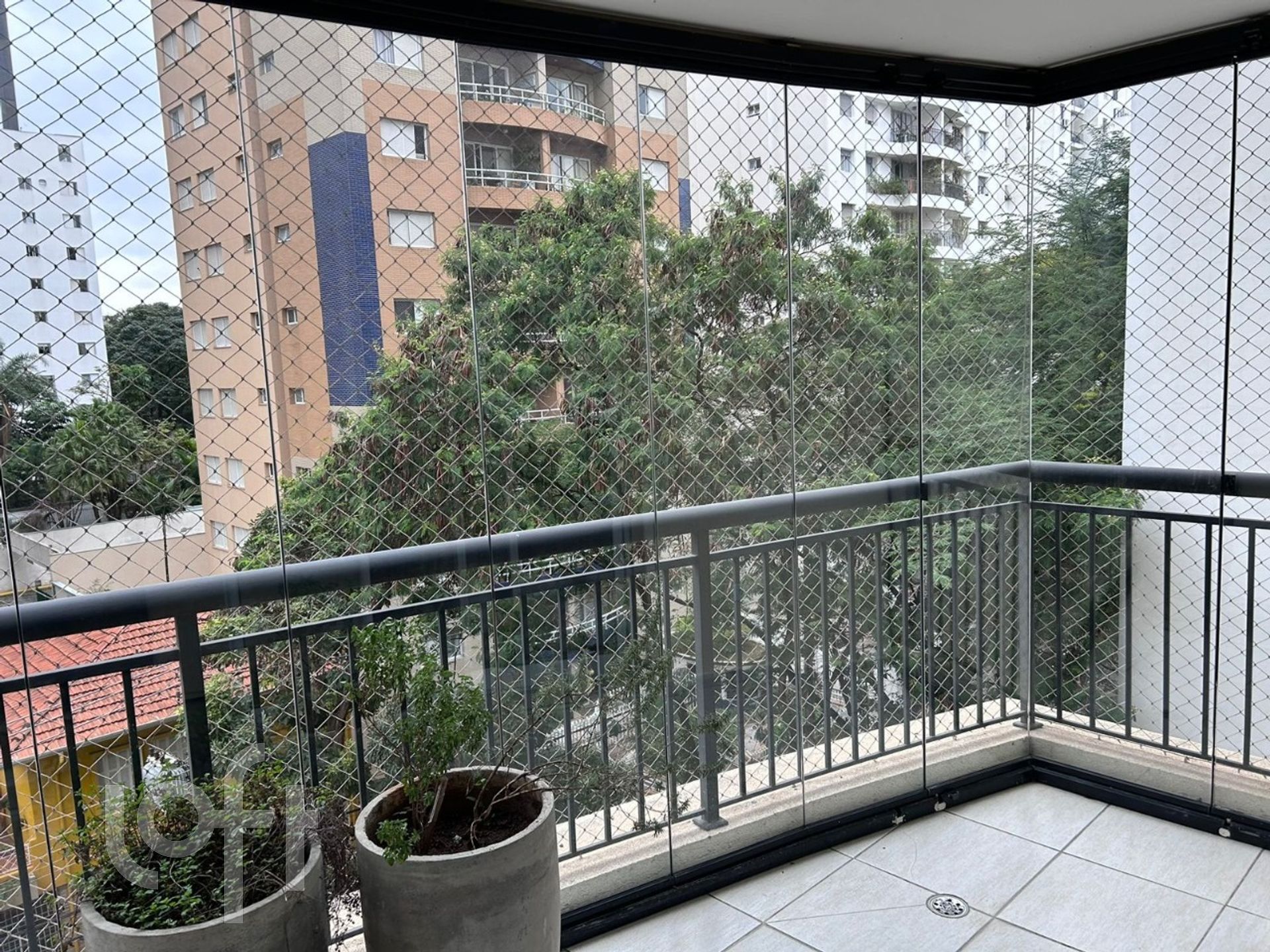 Apartamento à venda com 4 quartos, 145m² - Foto 3