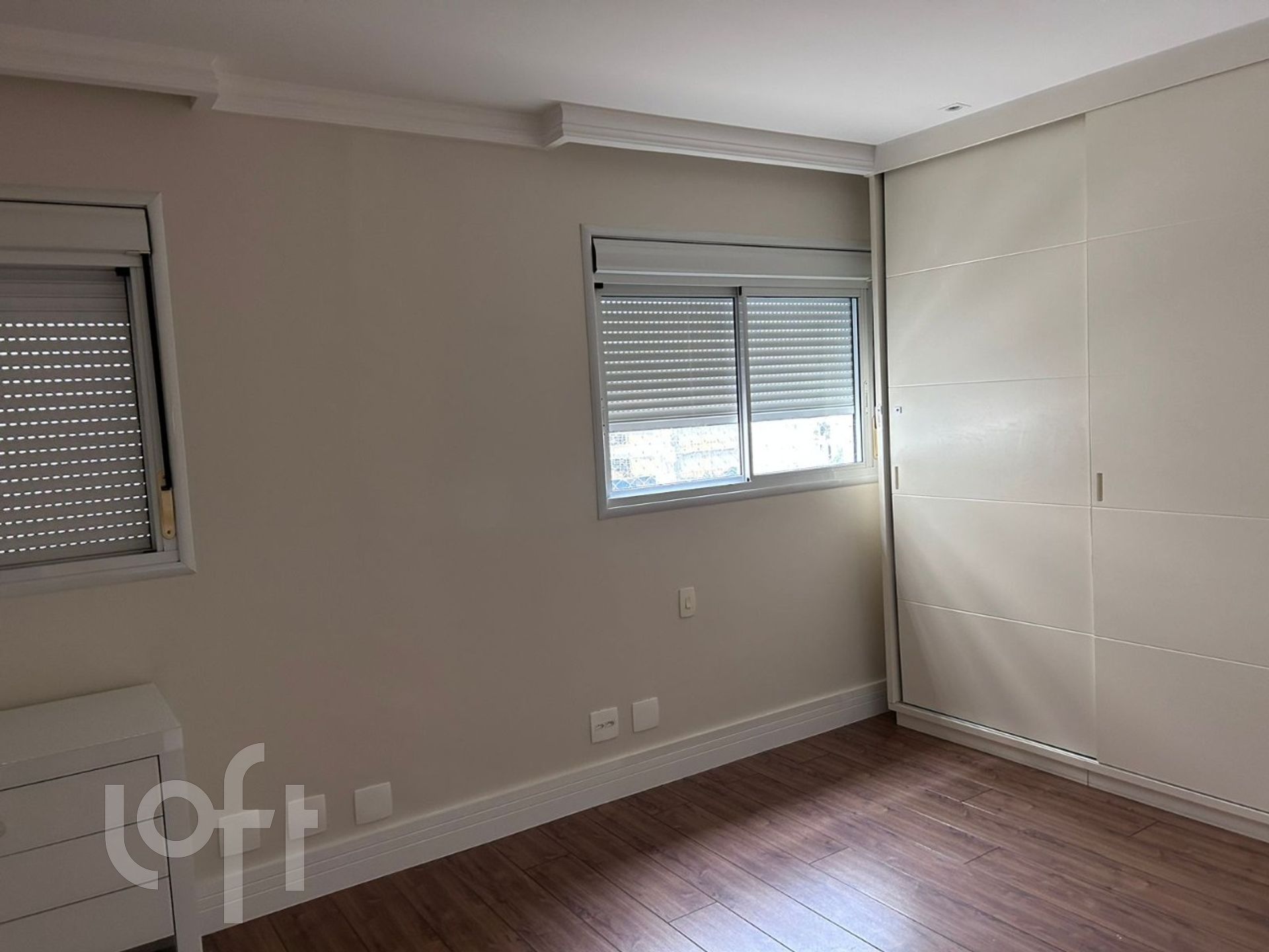 Apartamento à venda com 4 quartos, 145m² - Foto 9