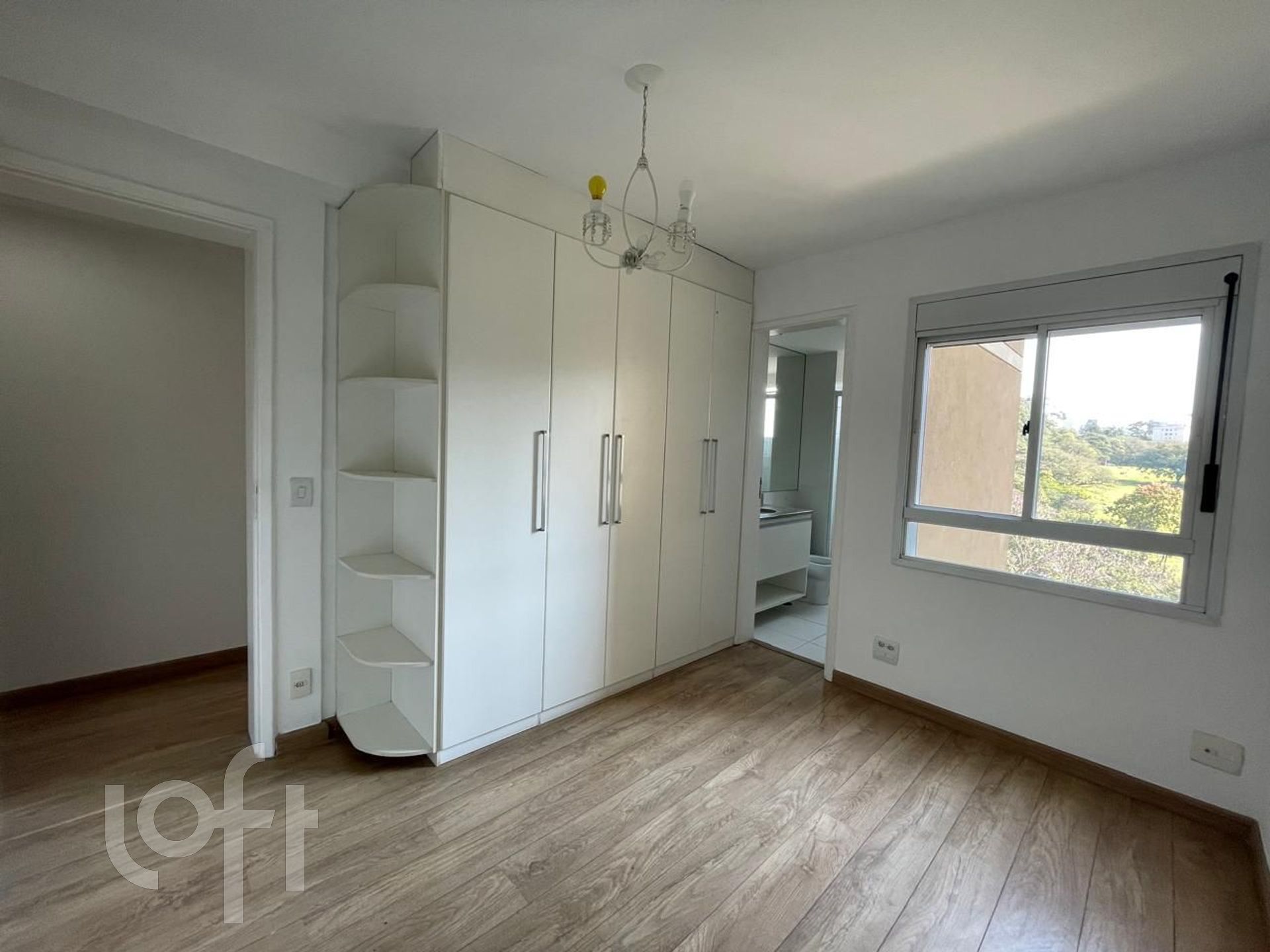 Apartamento à venda com 3 quartos, 136m² - Foto 13