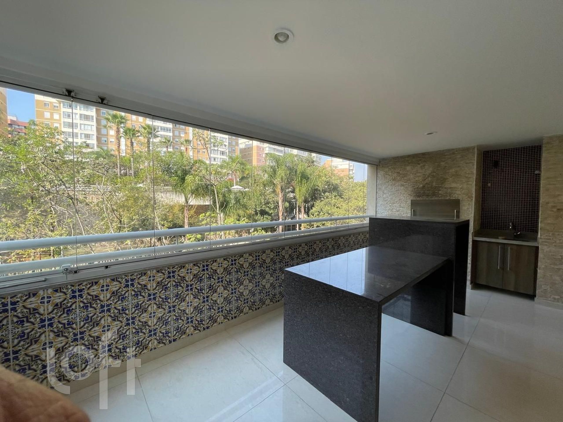 Apartamento à venda com 3 quartos, 136m² - Foto 5